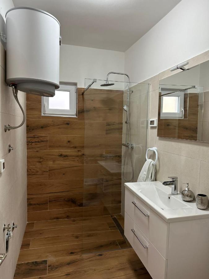 Guest House Ivan Donji Zemunik Luaran gambar